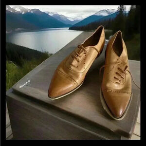 Mona Flying Womens leather dress shoes pointed toe brown‎ US 7.5 EU 39 1" Heel